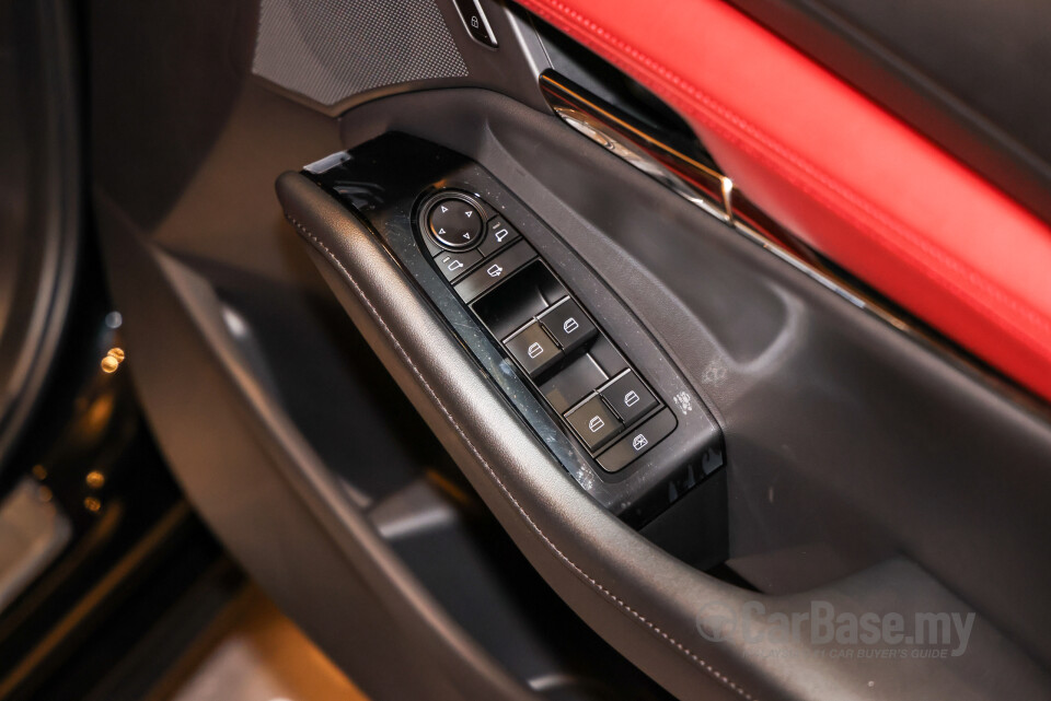 Mazda 3 Hatchback BP (2019) Interior
