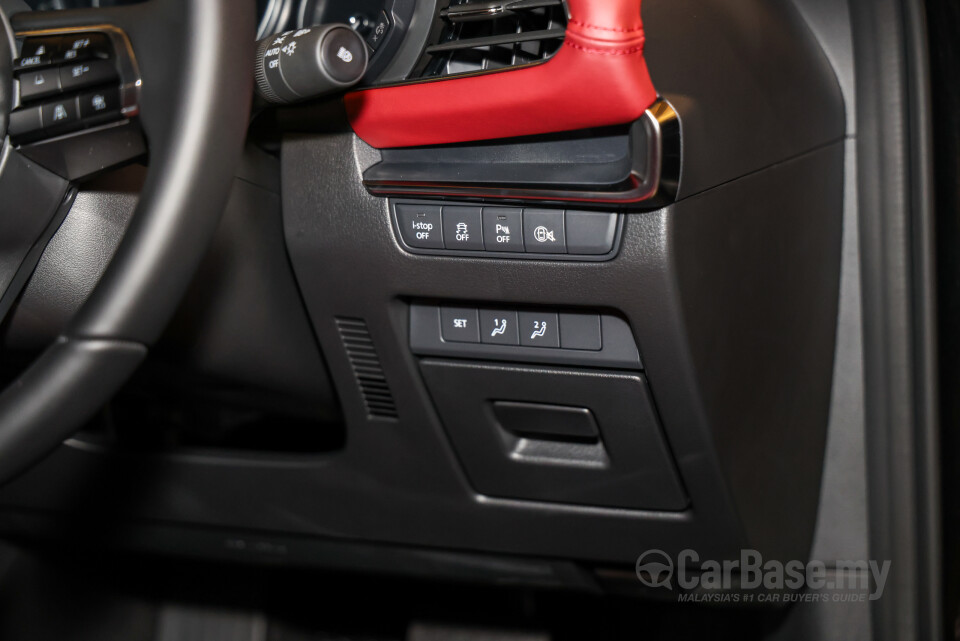 Mazda 3 Hatchback BP (2019) Interior