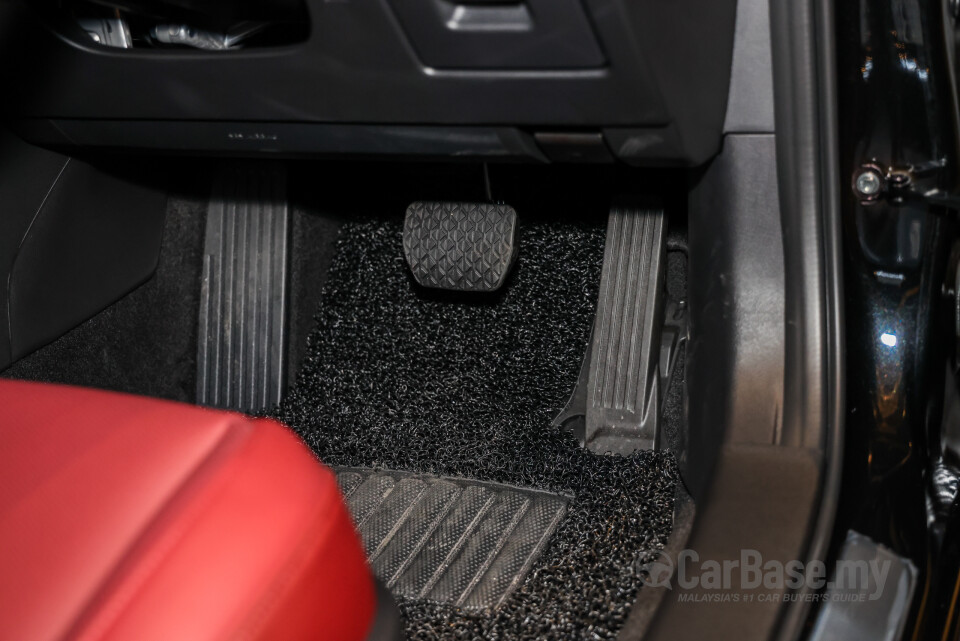 Mazda 3 Hatchback BP (2019) Interior
