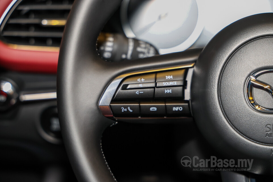 Mazda 3 Hatchback BP (2019) Interior