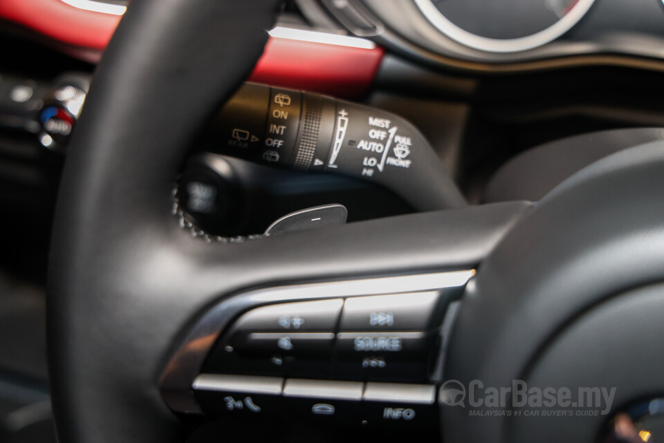 Mazda 3 Hatchback BP (2019) Interior