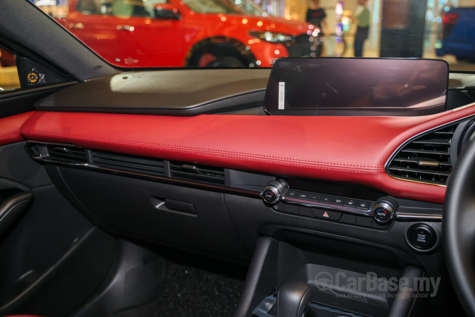 Mazda 3 Hatchback BP (2019) Interior
