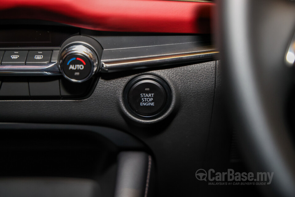 Mazda 3 Hatchback BP (2019) Interior