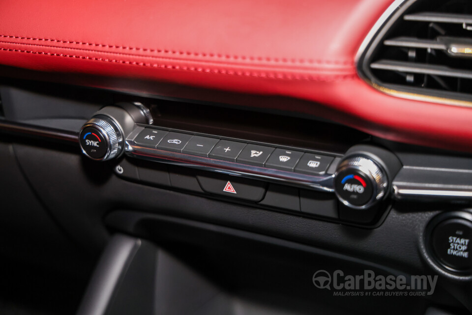 Mazda 3 Hatchback BP (2019) Interior