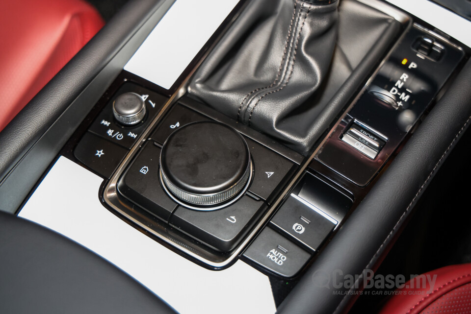 Mazda 3 Hatchback BP (2019) Interior