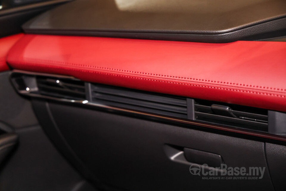 Mazda 3 Hatchback BP (2019) Interior