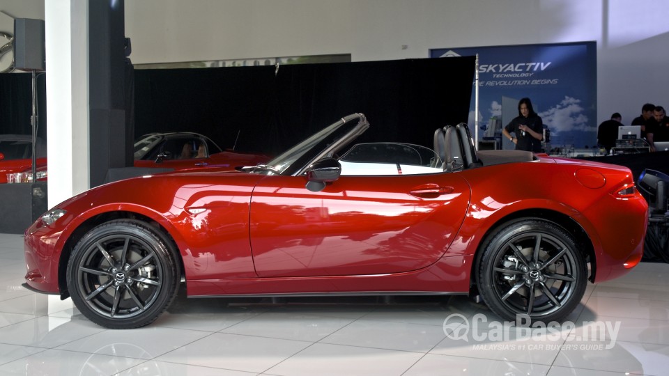 Mazda MX-5 ND (2015) Exterior
