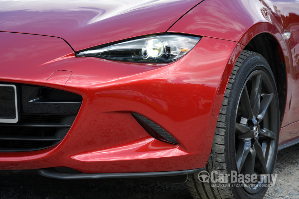 Mazda MX-5 ND (2015) Exterior