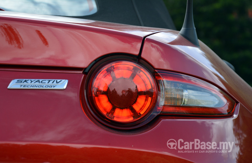 Mazda MX-5 ND (2015) Exterior