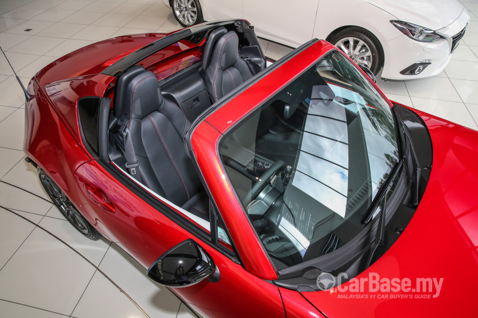 Mazda MX-5 ND (2015) Exterior