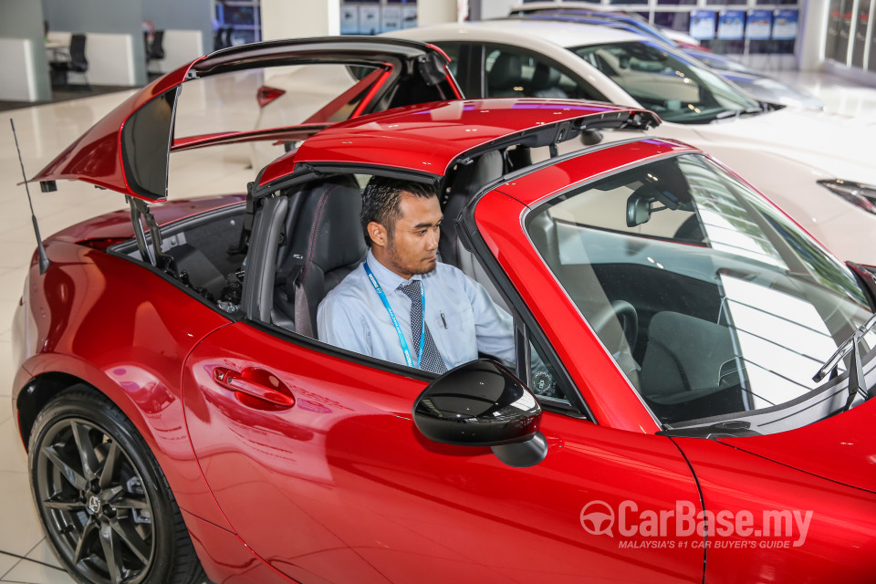 Mazda MX-5 ND (2015) Exterior