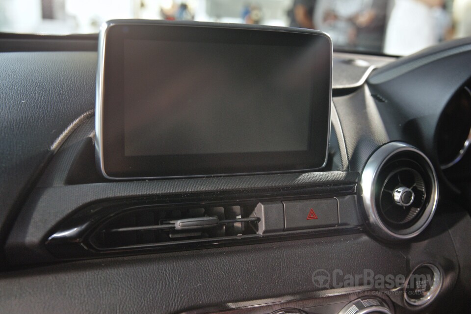 Audi Q5 FY (2019) Interior