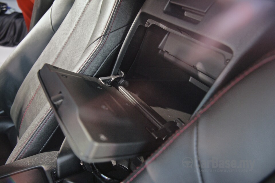 Nissan Navara D23 Facelift (2021) Interior