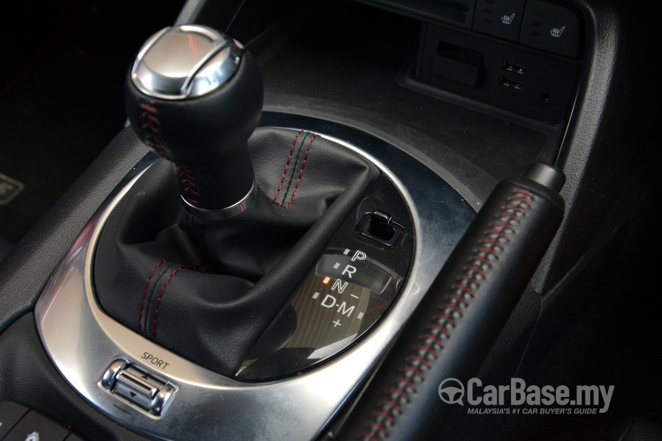Mazda MX-5 ND (2015) Interior