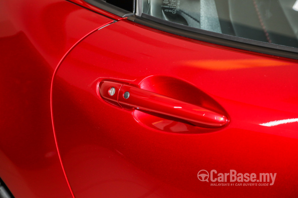 Mazda MX-5 ND (2015) Exterior