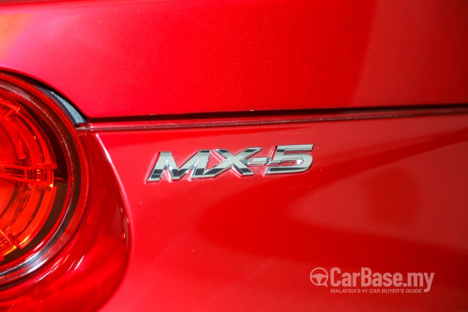 Mazda MX-5 ND (2015) Exterior
