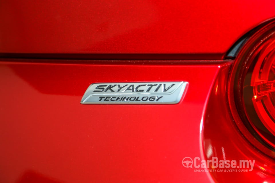 Mazda MX-5 ND (2015) Exterior