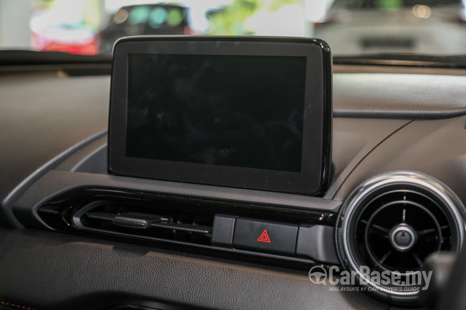 Mazda MX-5 ND (2015) Interior