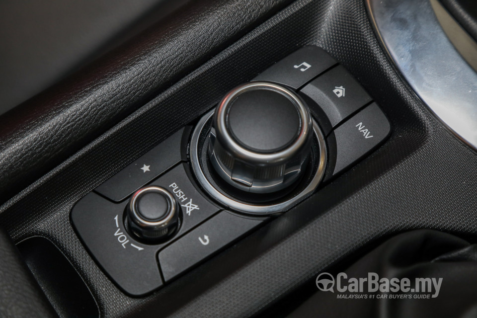 Mazda MX-5 ND (2015) Interior