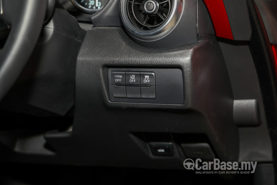 Mazda MX-5 ND (2015) Interior