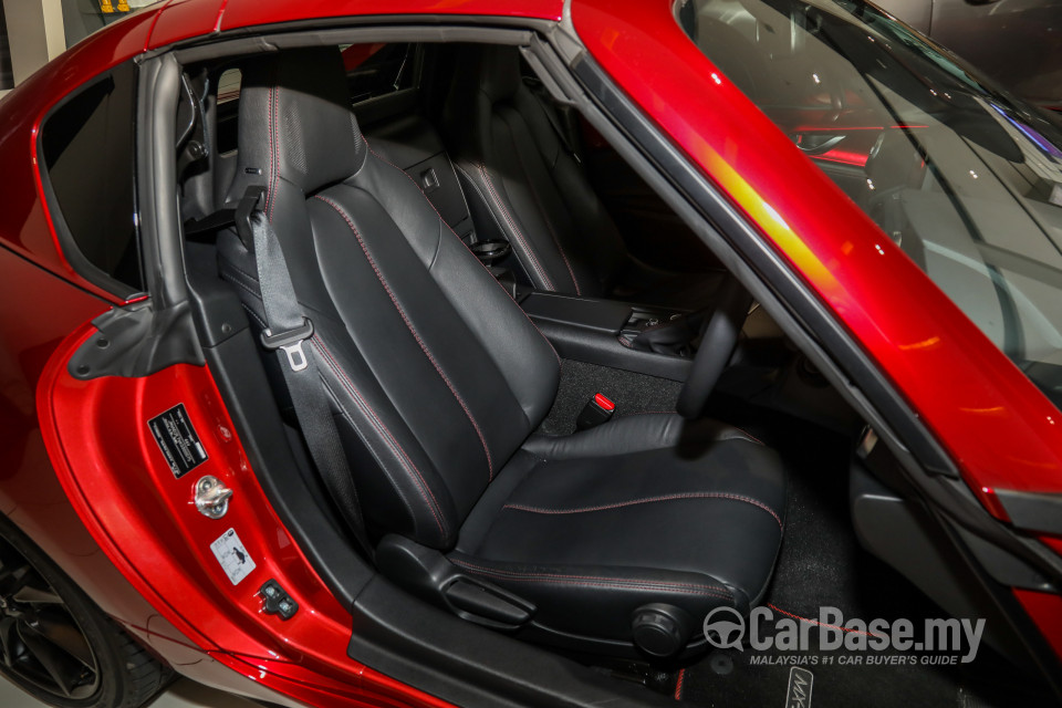 Mazda MX-5 ND (2015) Interior