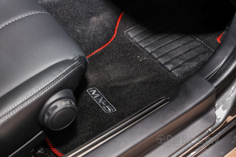 Mazda MX-5 ND3 (2025) Interior