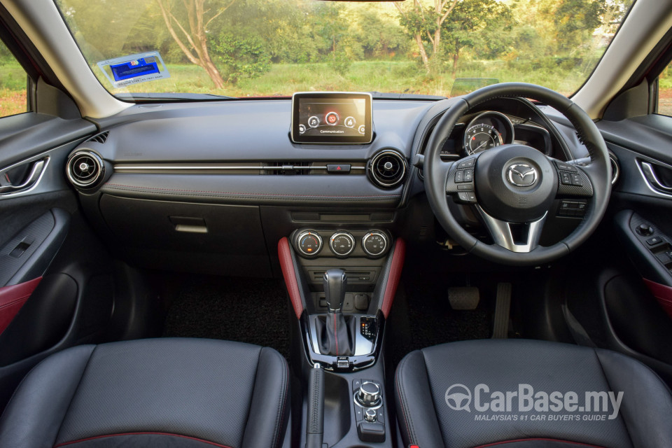 Mazda CX-3 DK (2015) Interior