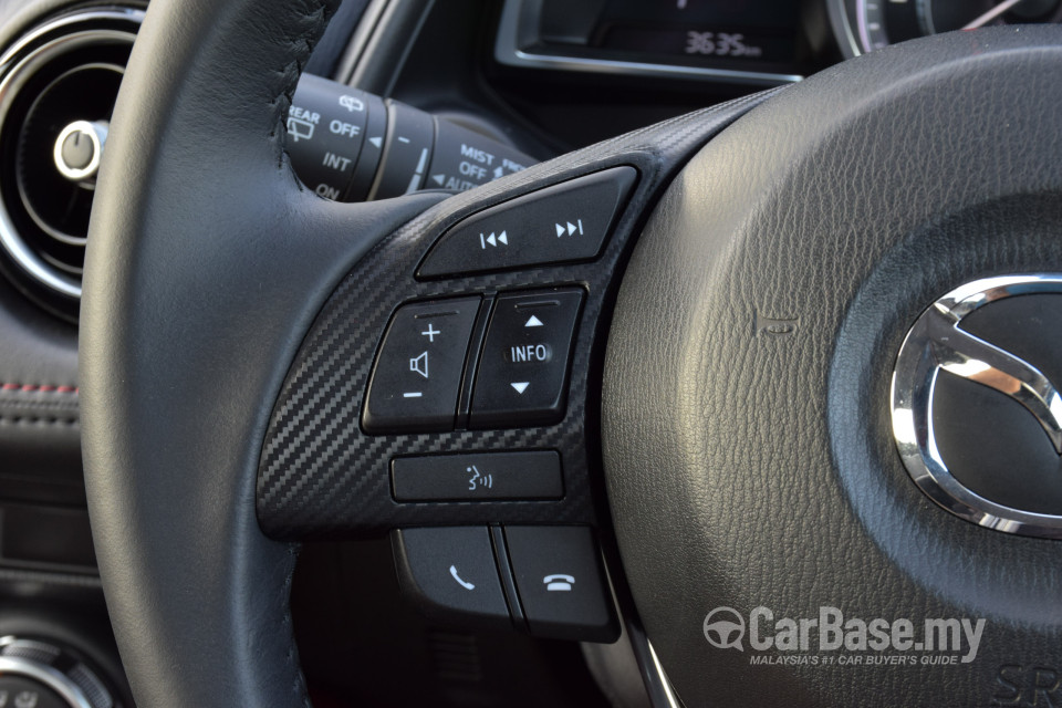 Mazda CX-3 DK (2015) Interior