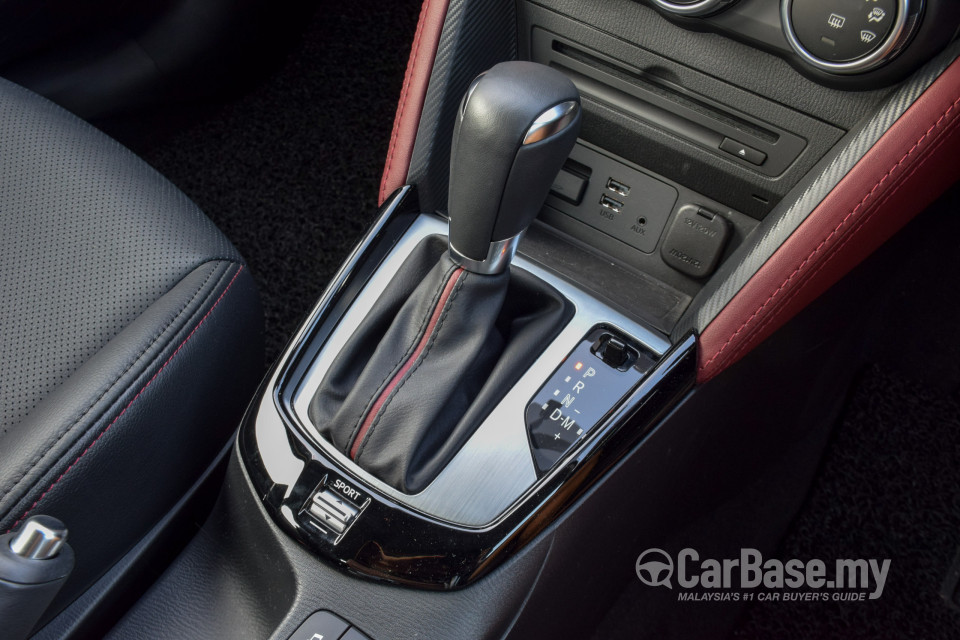 Mazda CX-3 DK (2015) Interior