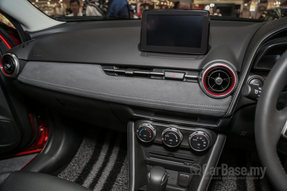 Mazda CX-9 Mk2 (2017) Interior