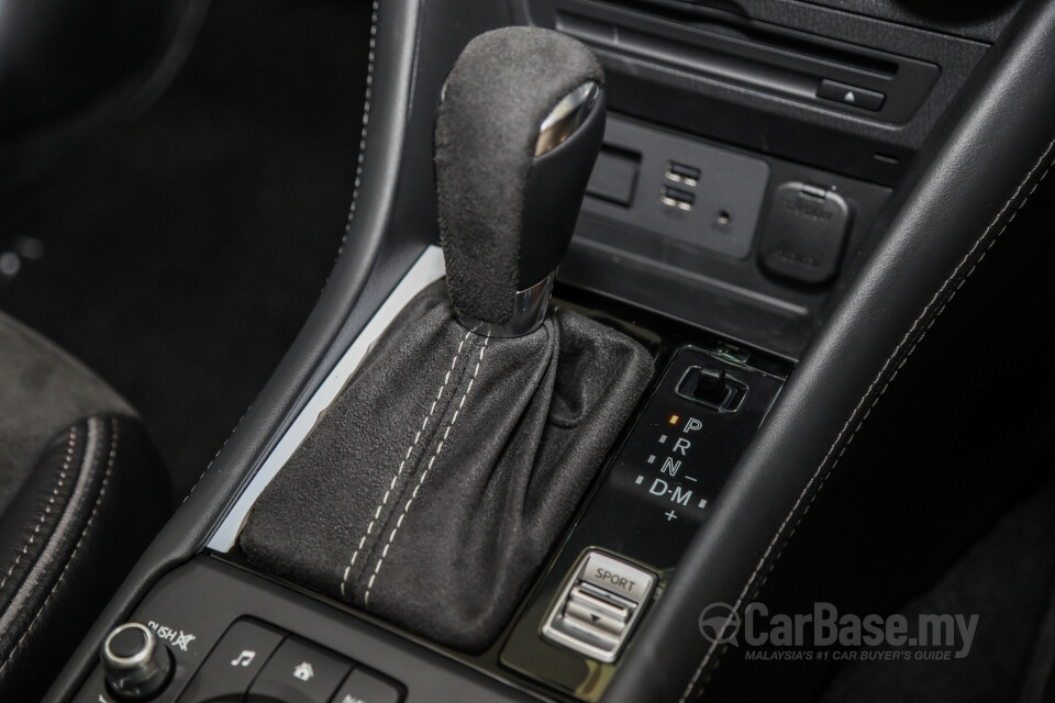 Audi A4 B9 (2016) Interior