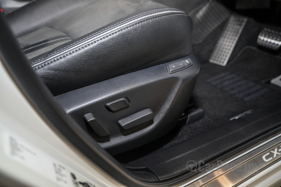 Mercedes-Benz SLC R172 Facelift (2016) Interior