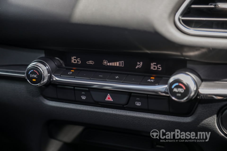 Mazda CX-30 DM (2020) Interior