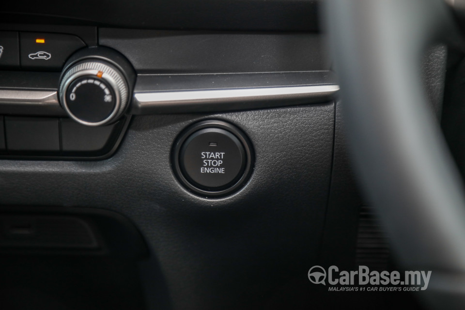 Mazda CX-30 DM (2020) Interior