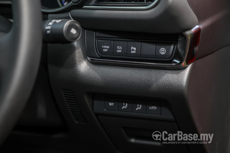 Mazda CX-30 DM (2020) Interior