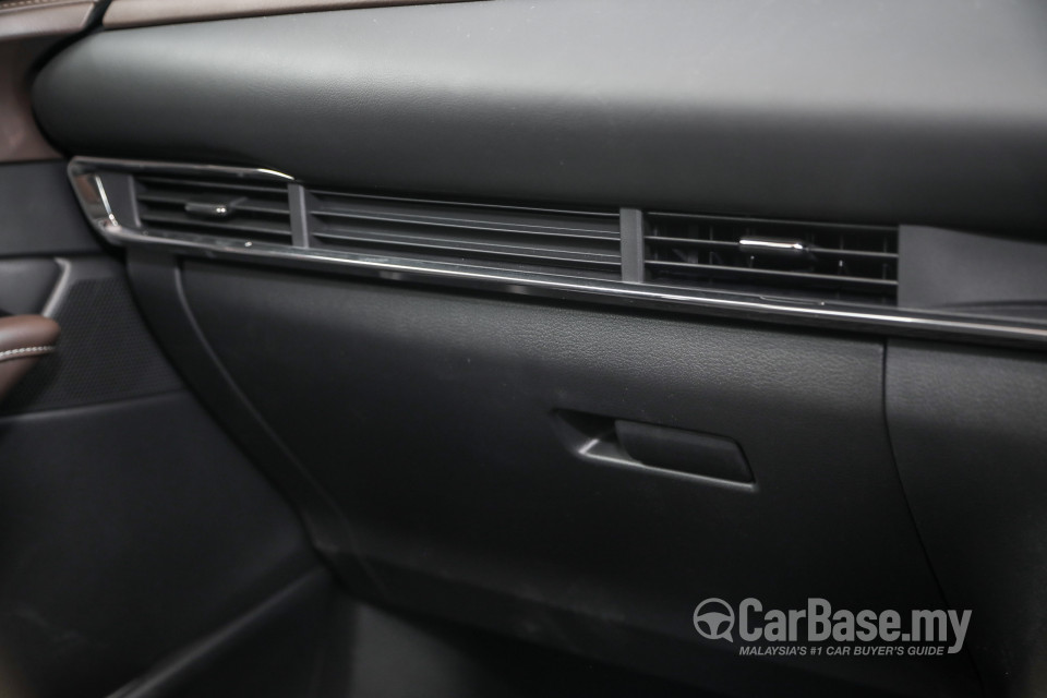 Mazda CX-30 DM (2020) Interior