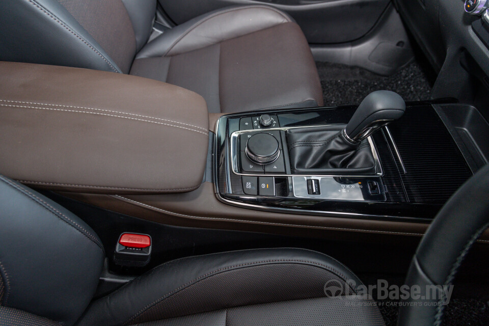 Mazda CX-30 DM (2020) Interior