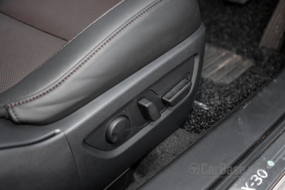 Mazda CX-30 DM (2020) Interior