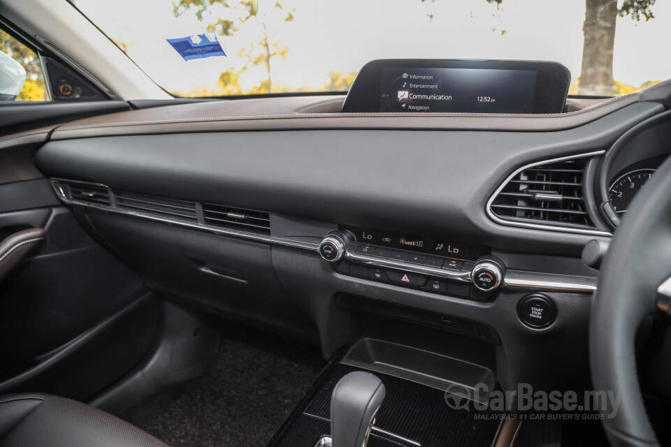 Mazda CX-30 DM (2020) Interior