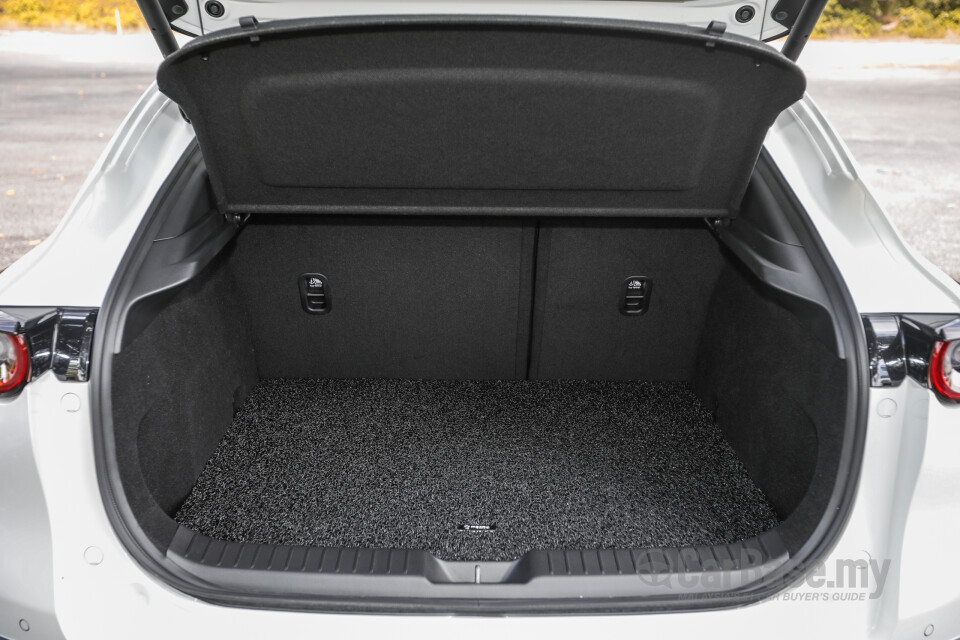 Mazda CX-30 DM (2020) Interior