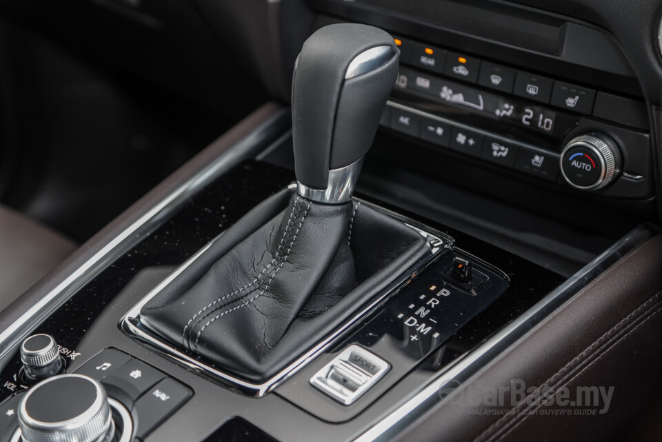 Mazda CX-8 KG 2022 (2022) Interior