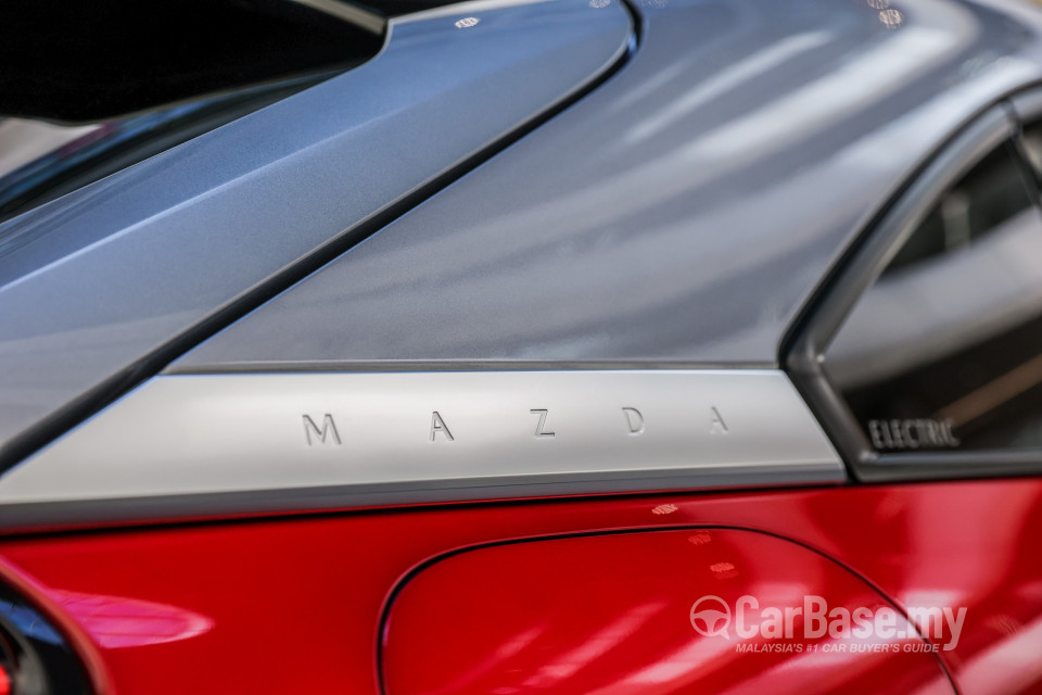 Mazda MX-30 DR (2022) Exterior