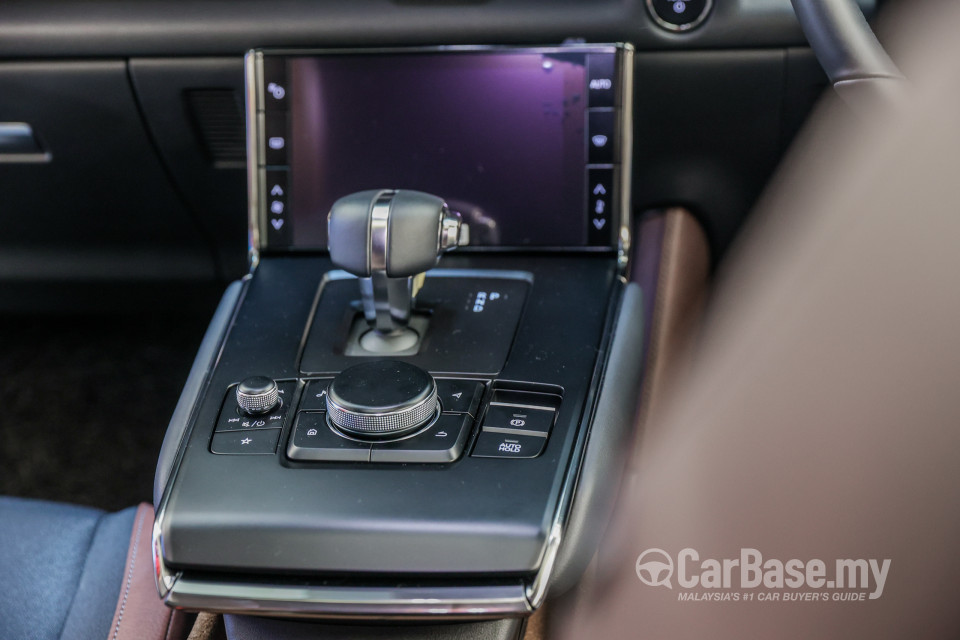 Mazda MX-30 DR (2022) Interior