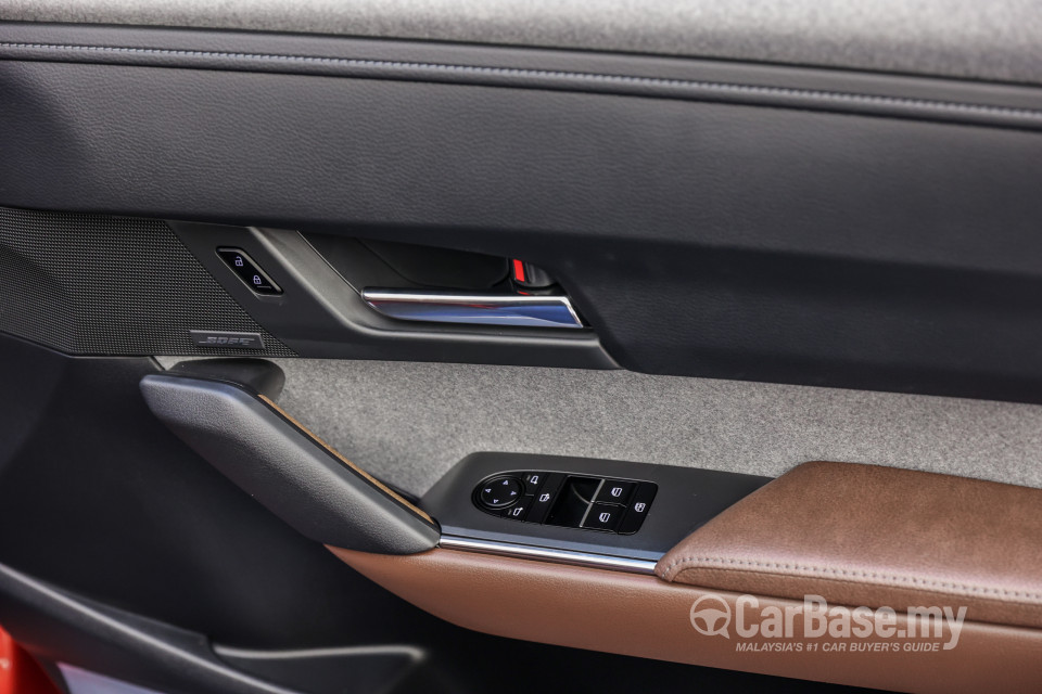 Mazda MX-30 DR (2022) Interior