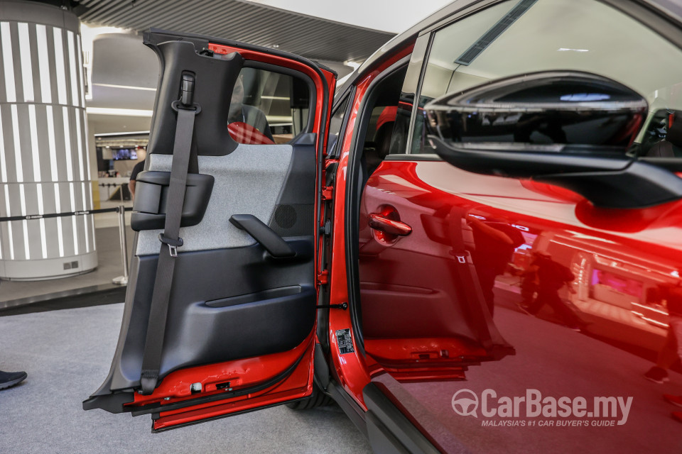 Mazda MX-30 DR (2022) Interior