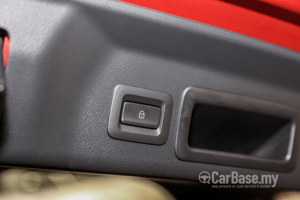 Mazda MX-30 DR (2022) Interior