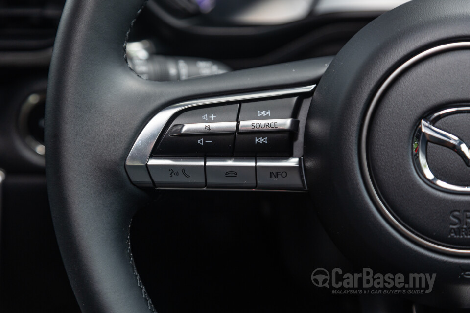 Mazda MX-30 DR (2022) Interior