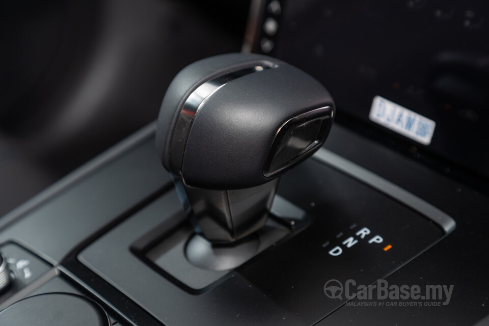 Mazda MX-30 DR (2022) Interior