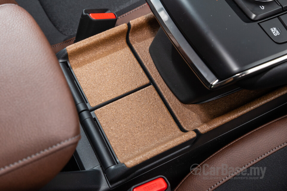 Mazda MX-30 DR (2022) Interior