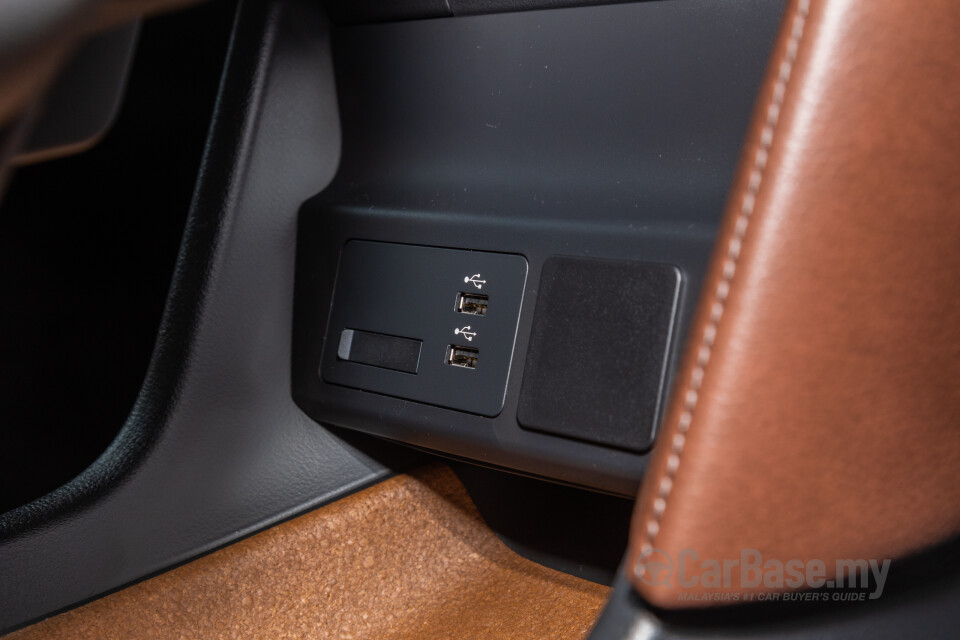 Mazda MX-30 DR (2022) Interior